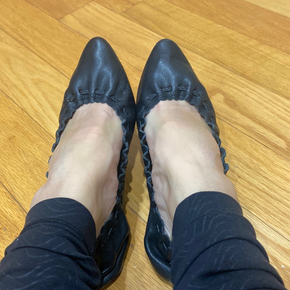 Only worn twice. Excellent condition.